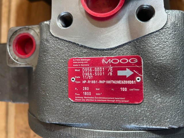 Moog Doppelpumpe RKP100 RKP63 für Engel
